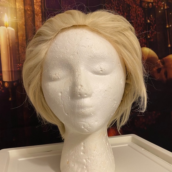 arda Accessories Arda Platinum Blonde Lace Front Wig Poshmark